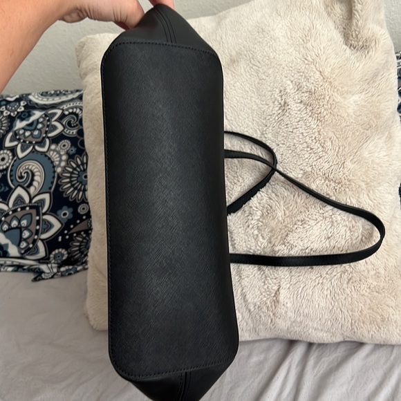 MICHAEL KORS • Saffiano Black Leather Tote Bag Purse - Picture 6 of 10